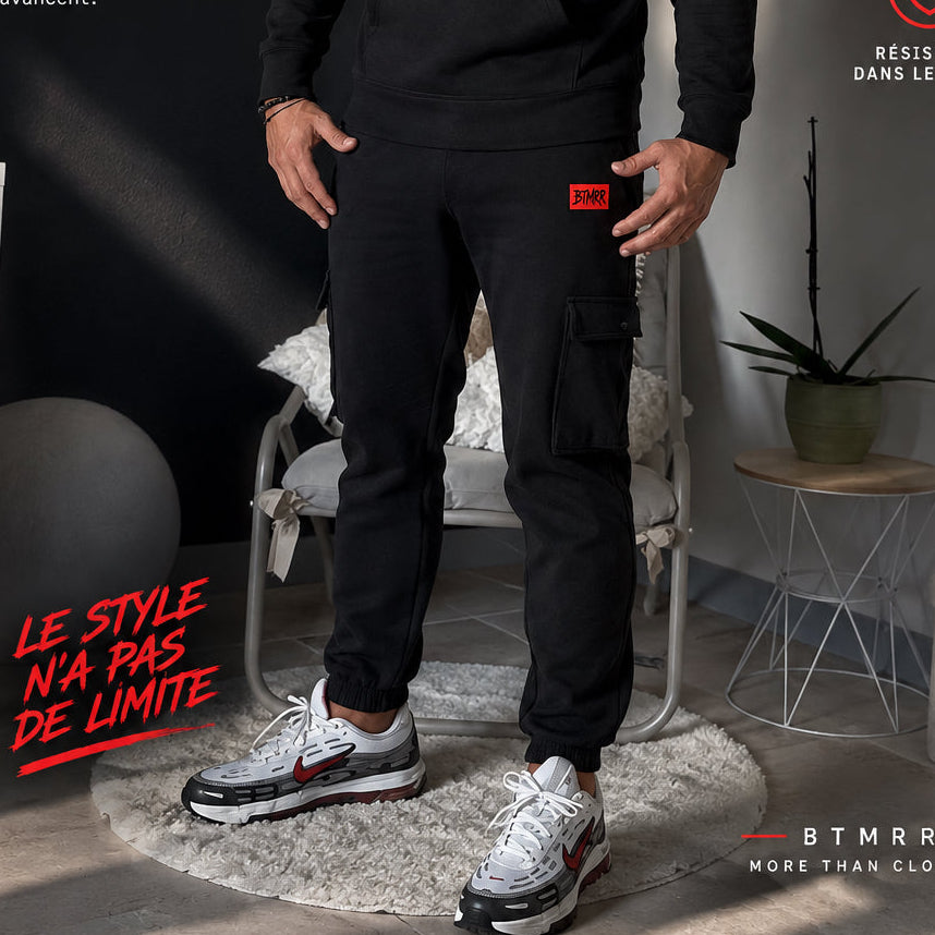 pantalon jogging cargo (noir) logo rose/noir