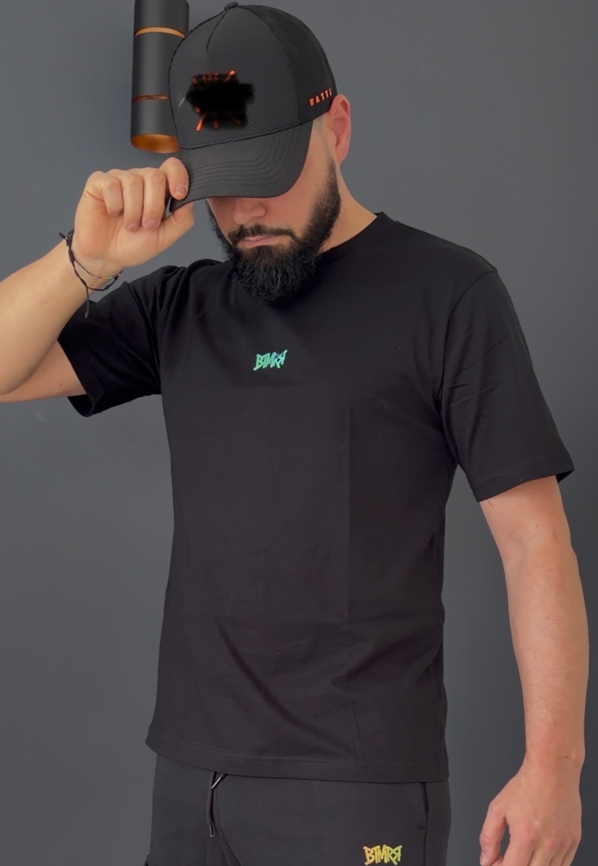 T-shirt manche courte logo relief (noir)