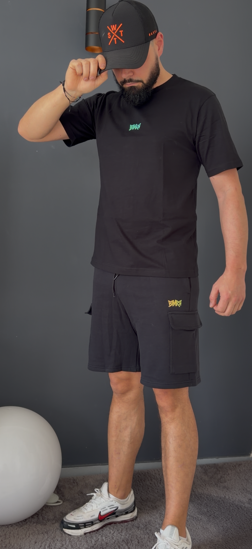Short cargo logo relief (noir)